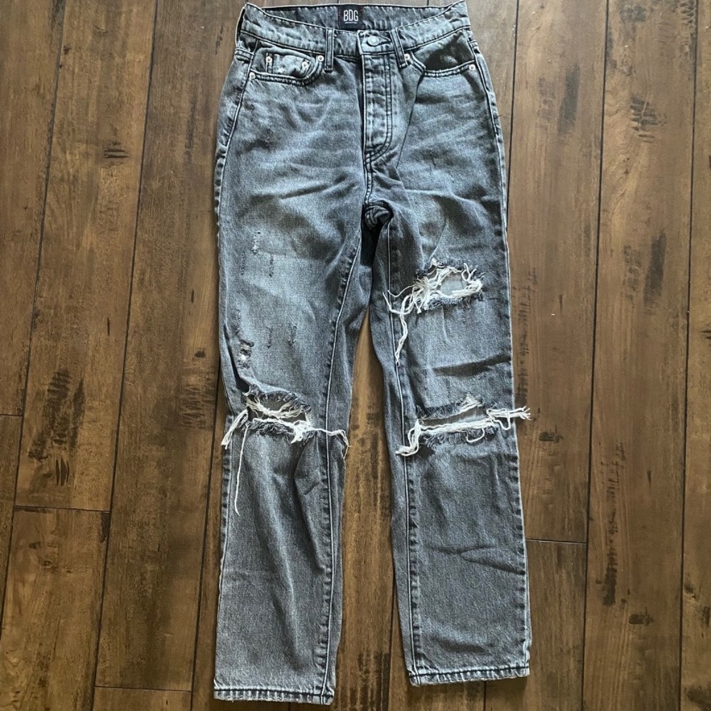 BDG women slim straight jeans